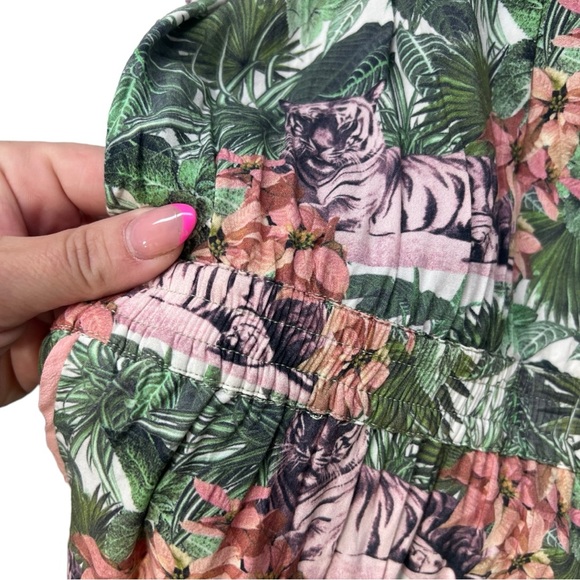 Hard to Find EMMA COOK Viscose Hawaiian Tiger Print Short Sleeve Romper M/L - Picture 6 of 9